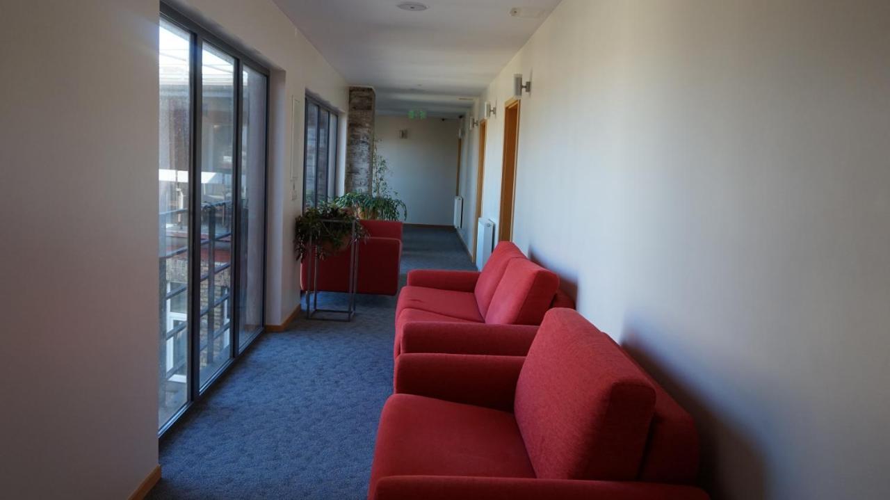 Hotel Kolumbs Liepaja Bagian luar foto