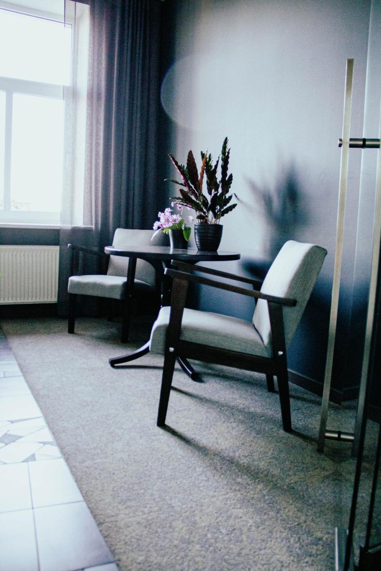 Hotel Kolumbs Liepaja Bagian luar foto