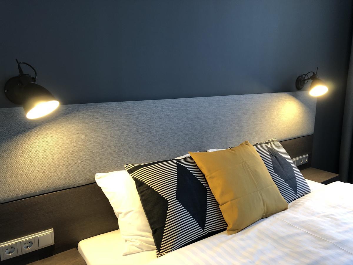 Hotel Kolumbs Liepaja Bagian luar foto